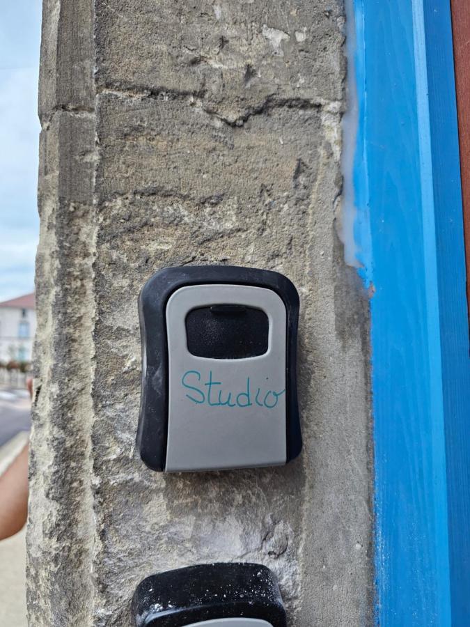 Studio Fains-Les-Sources Εξωτερικό φωτογραφία